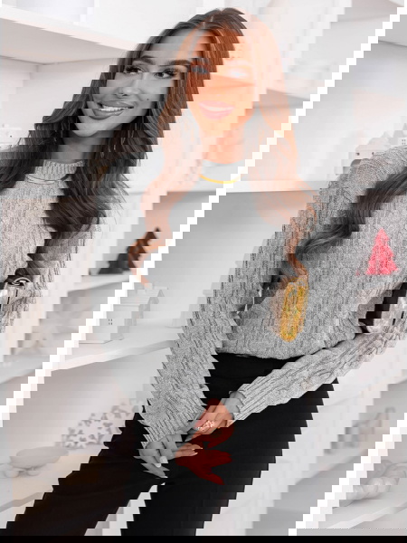 Szary sweter z guzikami po... 2