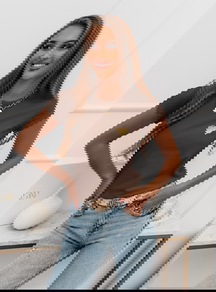 Czekoladowa koszulka na krótki rękaw...