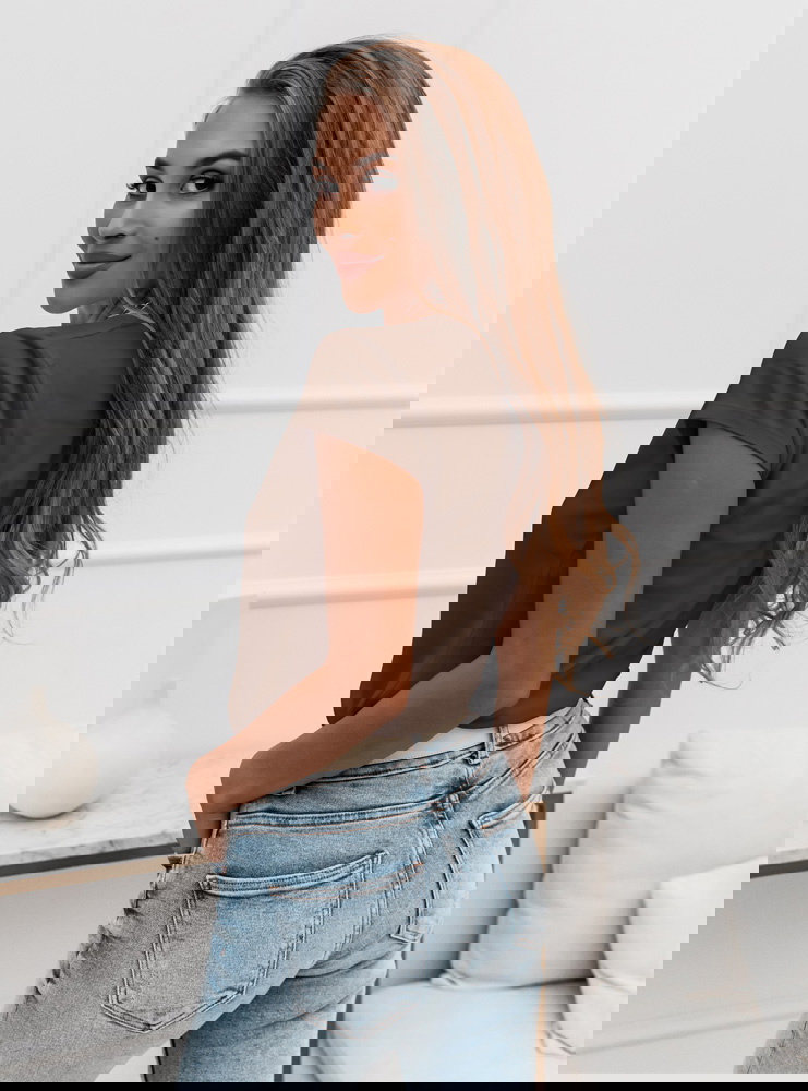 Czekoladowa koszulka na krótki rękaw...