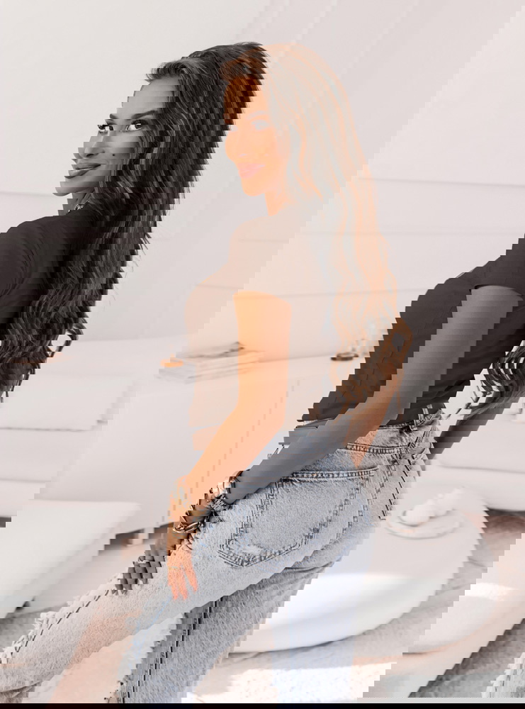 Czekoladowa koszulka na krótki rękaw...