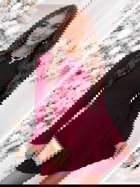 Bordowa rozkloszowana...