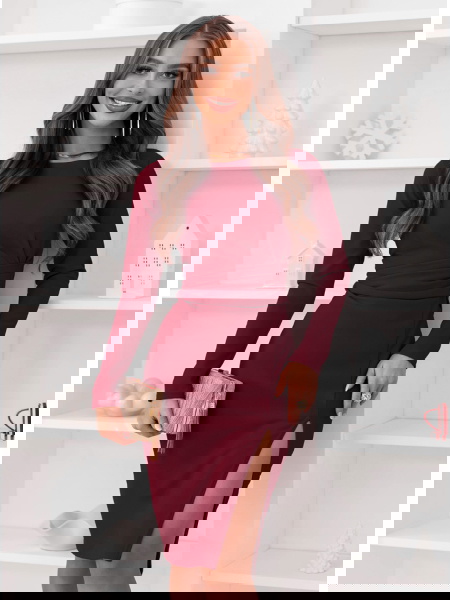 Bordowa dopasowana sukienka...