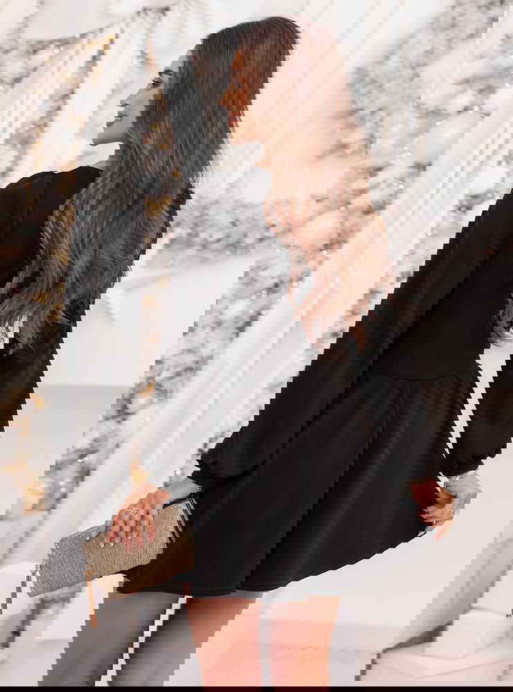 Czarna świąteczna sukienka z...