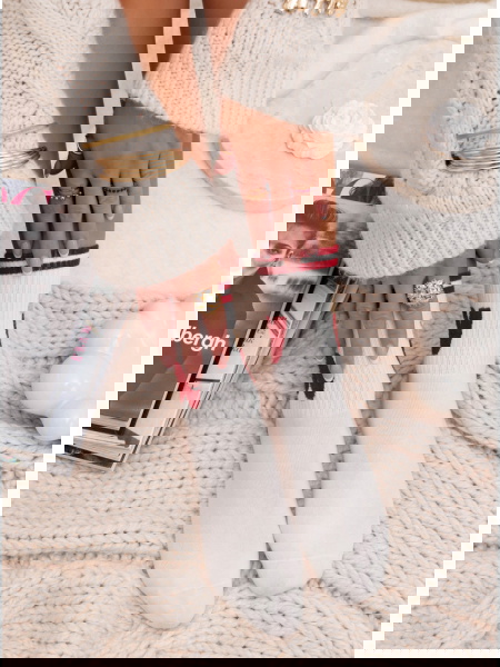 Białe skarpetki z ozdobnym... 2