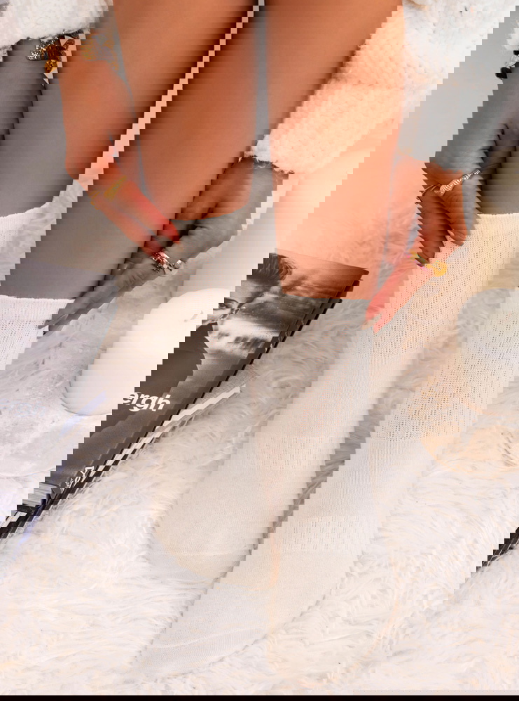 Białe damskie skarpetki Taygon