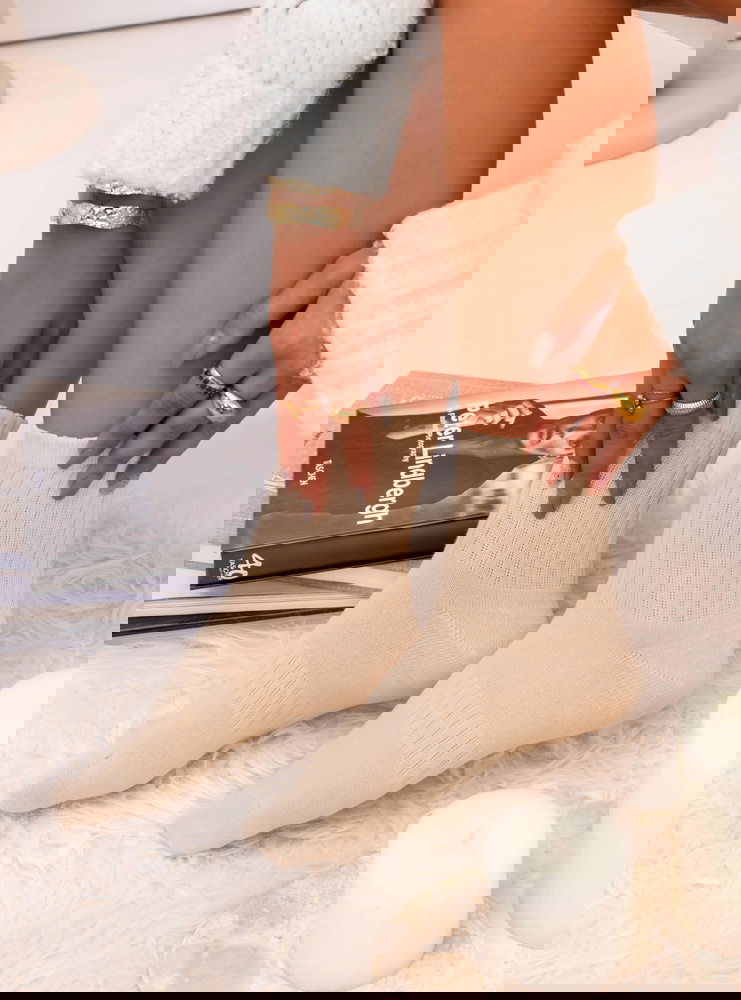 Beżowe damskie skarpetki Taygon