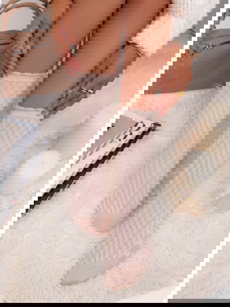 Pudrowe skarpetki z... 2