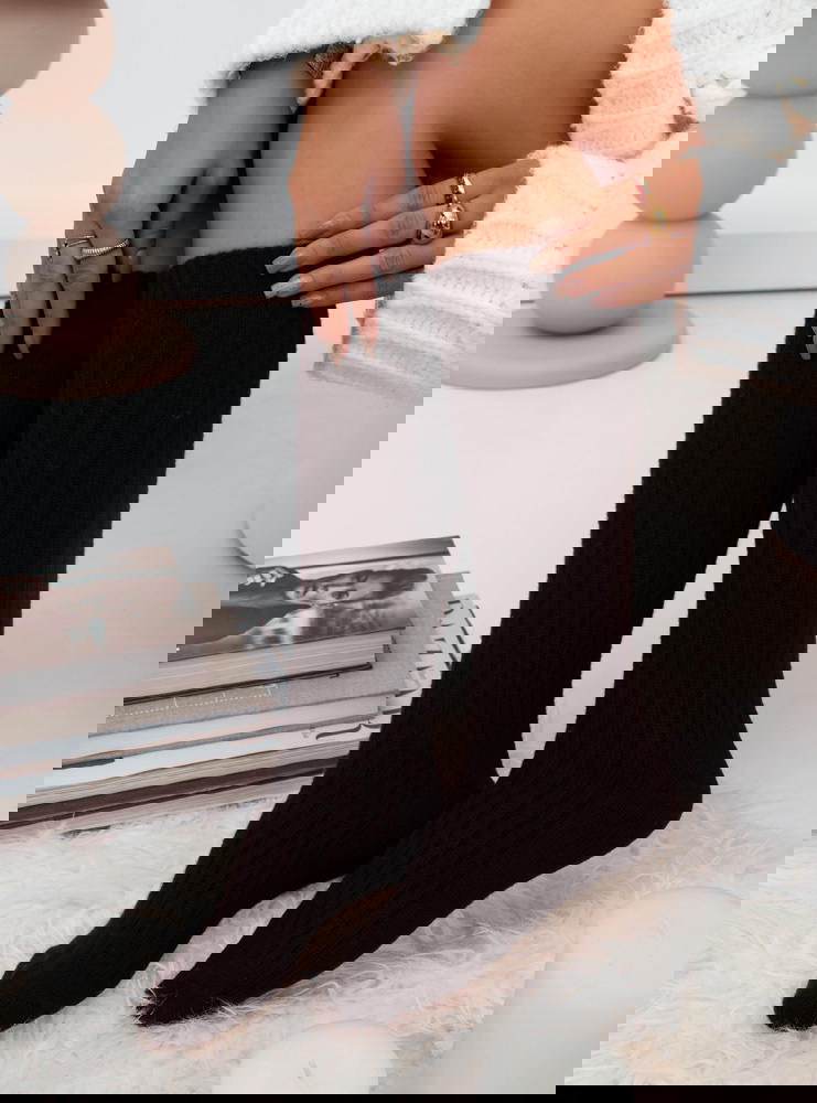 Czarne podkolanówki prążkowane Russanna