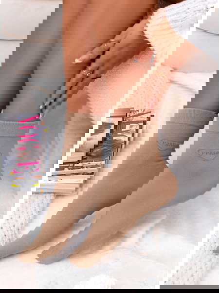 Skarpetki z ozdobnym...