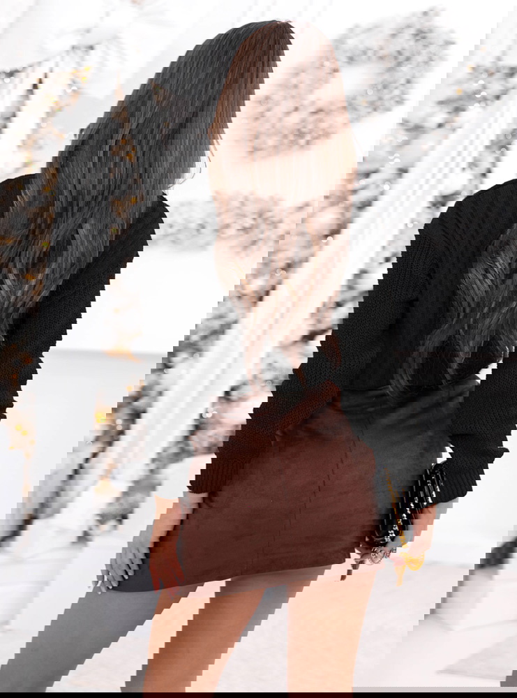 Czarny sweter z golfem Kennalyn