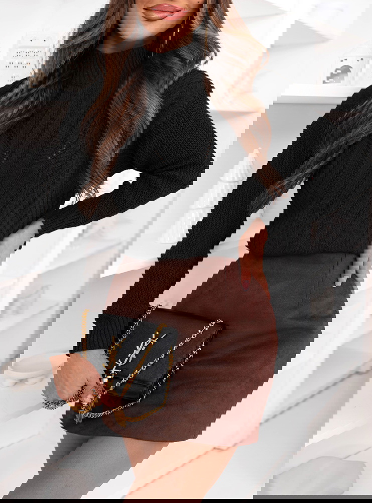 Czarny sweter z golfem Kennalyn