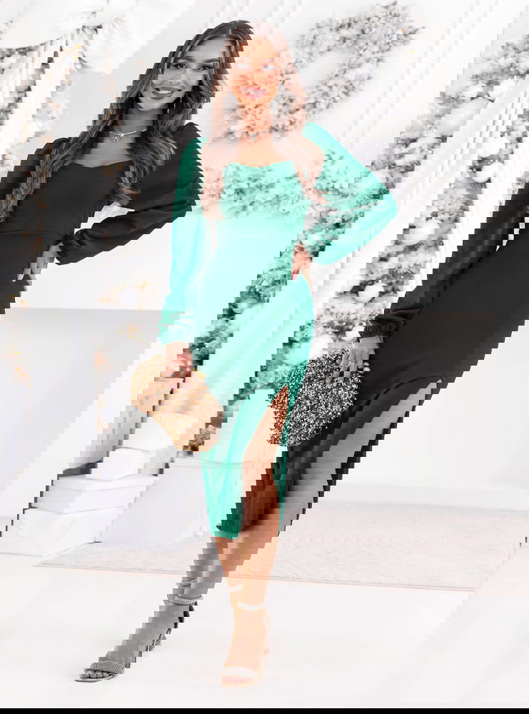 Sukienka świąteczna z rozcięciem...