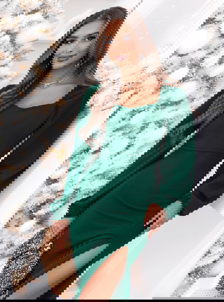 Sukienka świąteczna z rozcięciem...