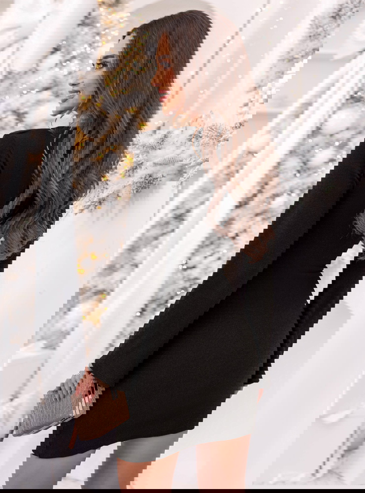 Czarna prążkowana sukienka mini na...