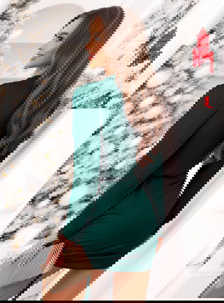 Satynowa sukienka na święta ze...