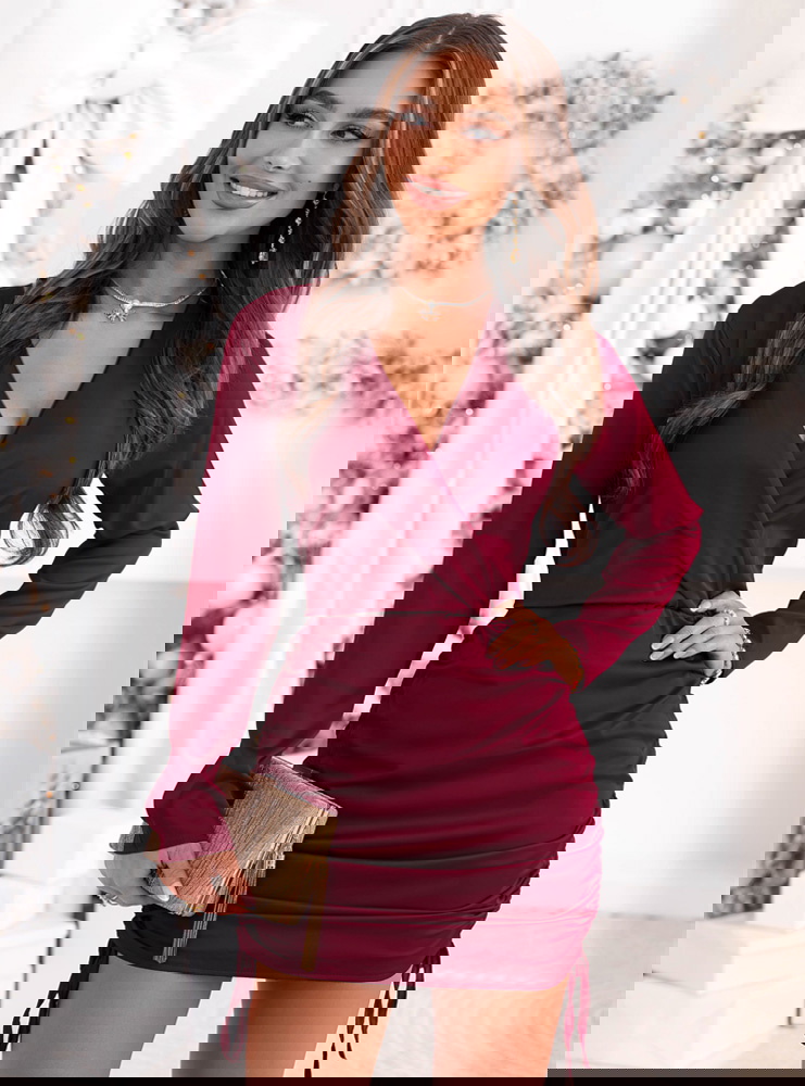 Bordowa satynowa sukienka na święta...