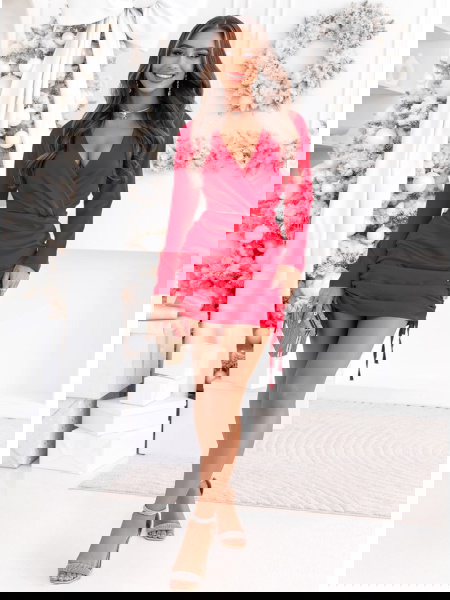 Malinowa satynowa sukienka... 2