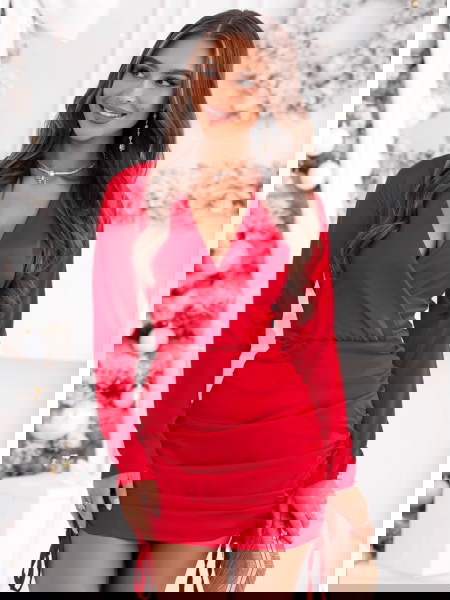 Malinowa satynowa sukienka...