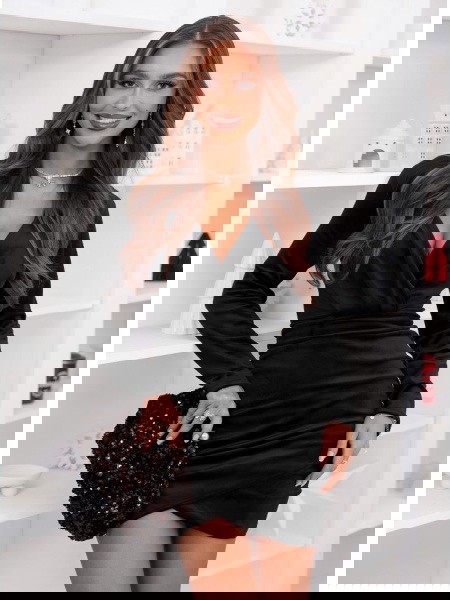 Czarna welurowa sukienka z...