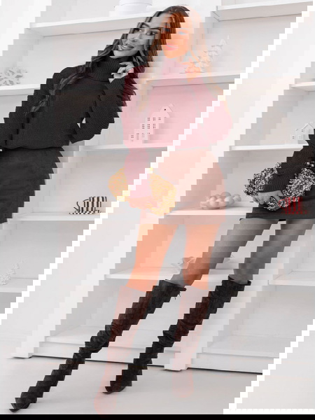 Bordowy sweter z golfem Evilou 2