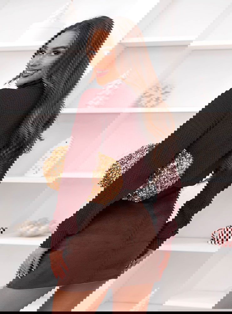 Bordowy sweter z golfem Evilou