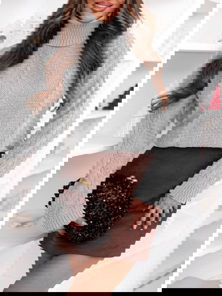 Szary długi sweter z golfem... 2