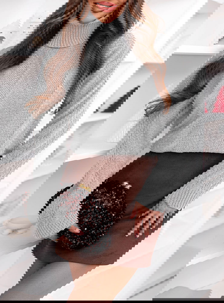 Szary długi sweter z golfem Mirate