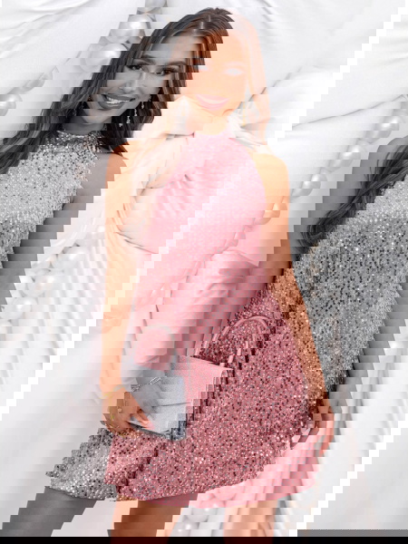 Cekinowa sukienka na święta...