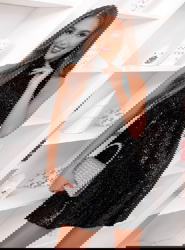 Czarna cekinowa sukienka na święta z...