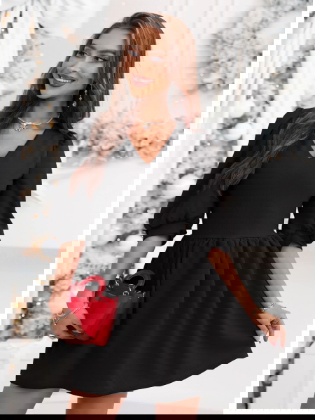 Czarna sukienka na święta z...