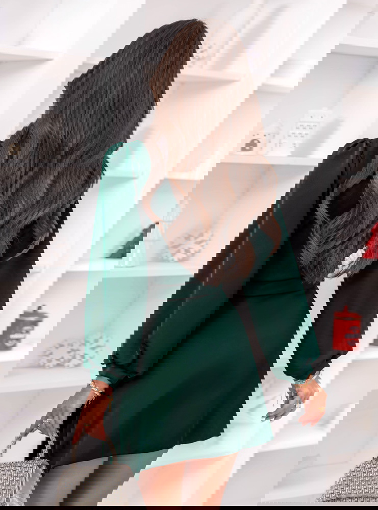 Satynowa świąteczna sukienka...