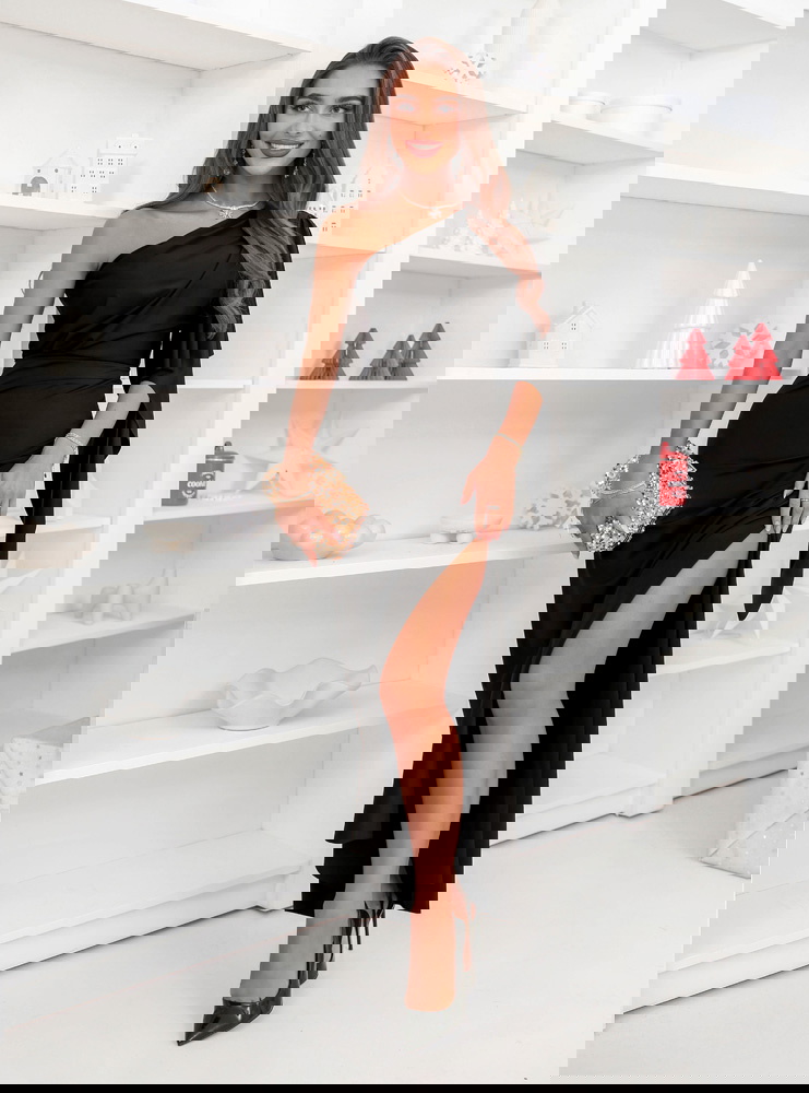 Czarna świąteczna sukienka na jedno...