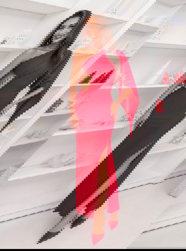 Malinowa świąteczna sukienka na jedno...