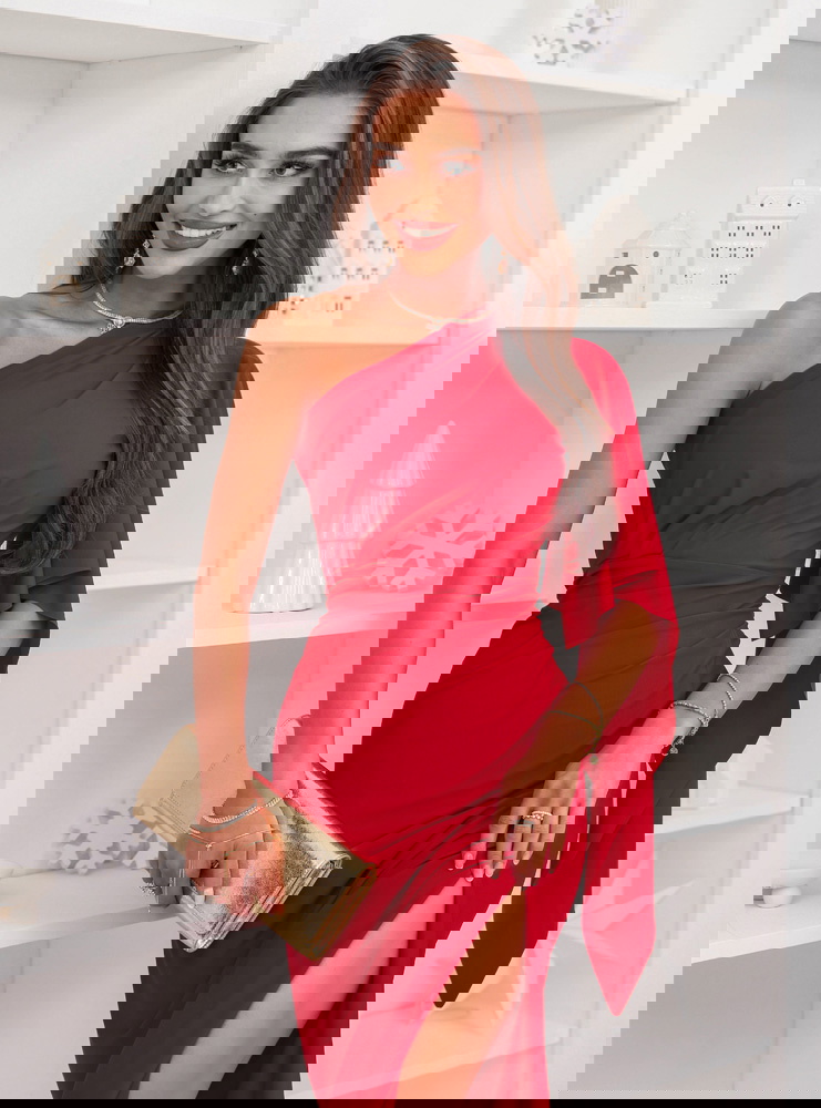 Malinowa świąteczna sukienka na jedno...