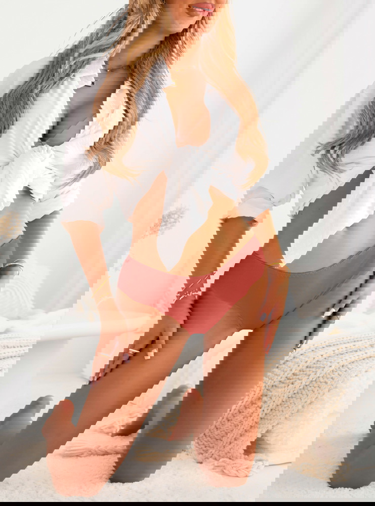 Koralowe bezszwowe majtki Marcy