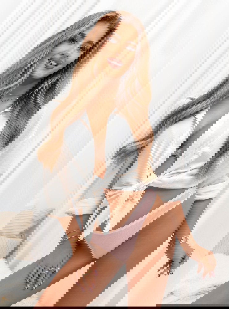 Bezszwowe majtki stringi Paulla -...