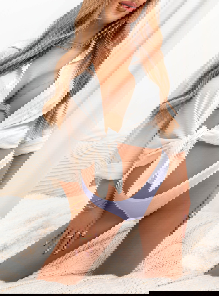 Liliowe bezszwowe majtki stringi Paulla