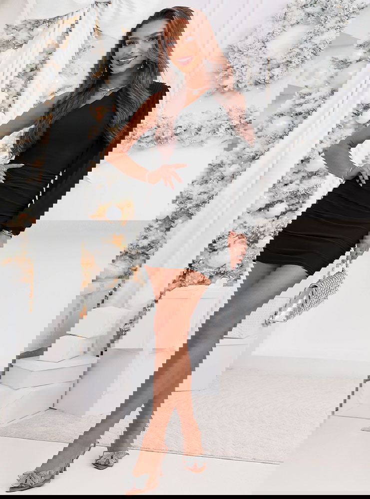 Czarna świąteczna sukienka na jedno...