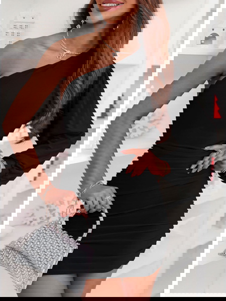 Czarna świąteczna sukienka...