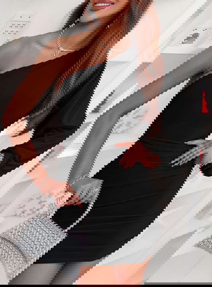 Czarna świąteczna sukienka na jedno...