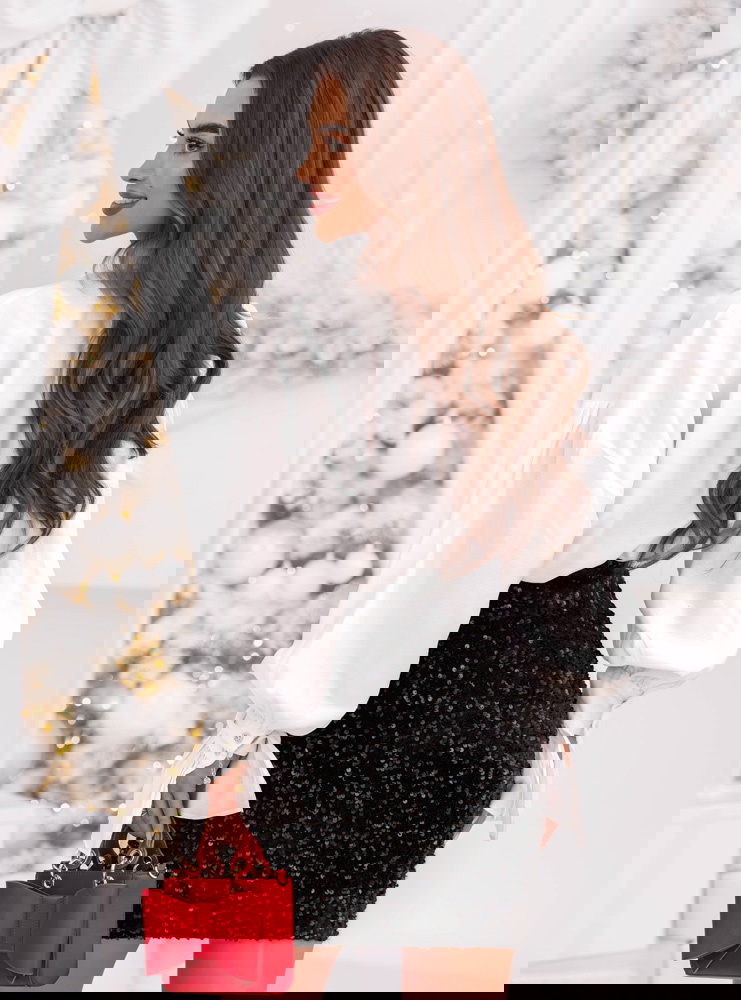 Czarna cekinowa mini spódniczka na...