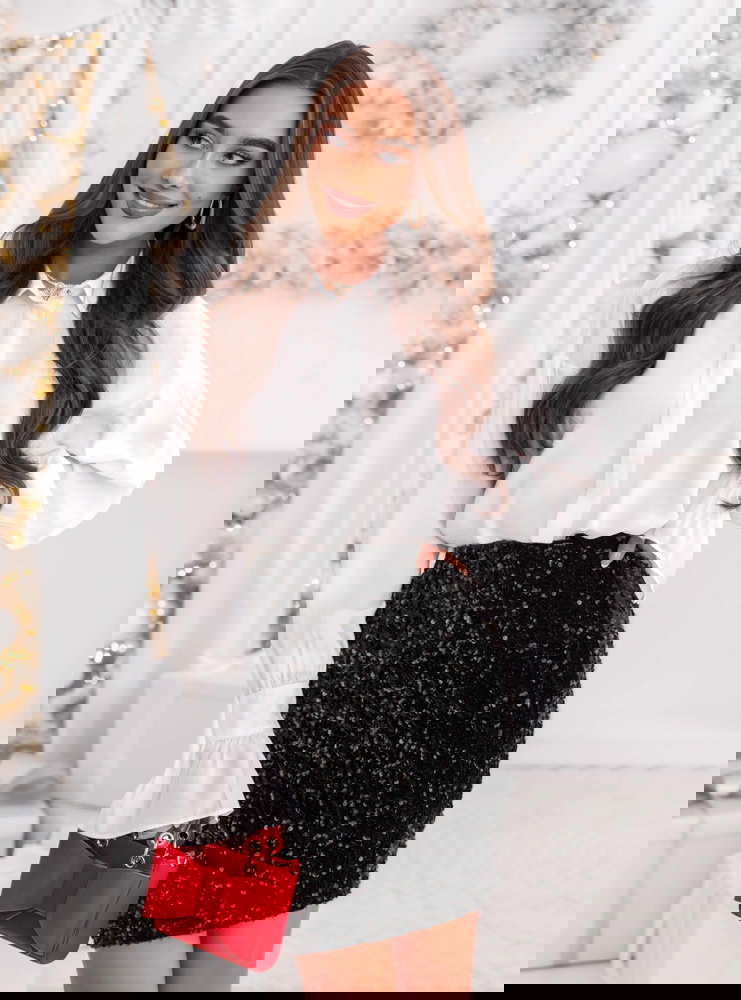 Czarna cekinowa mini spódniczka na...