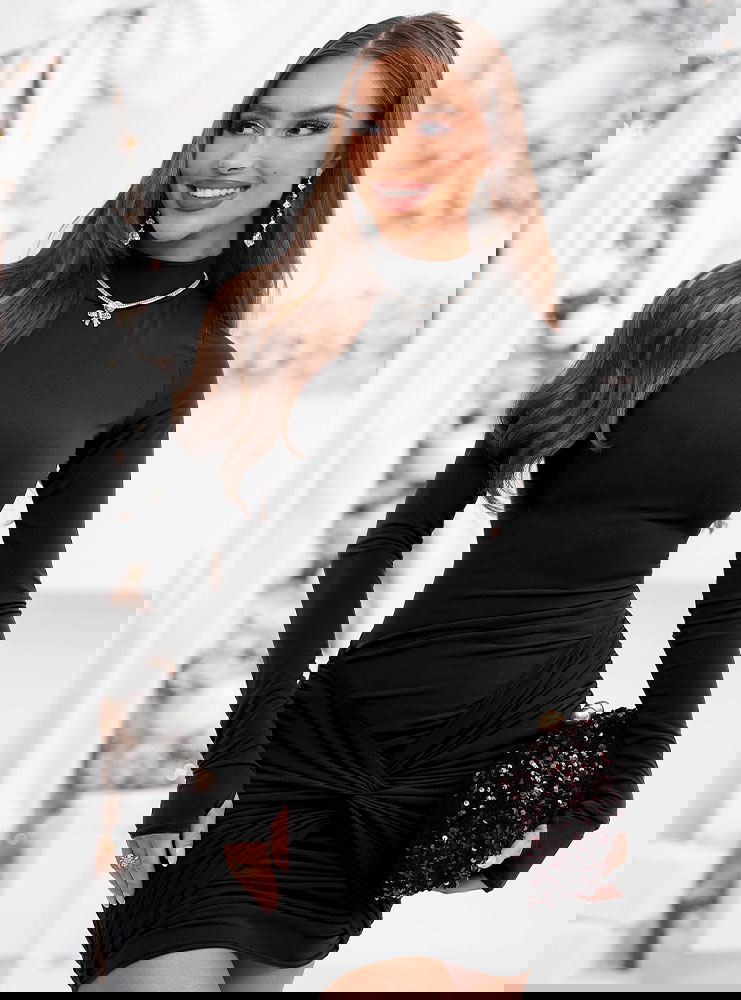 Czarna sukienka mini na święta z...