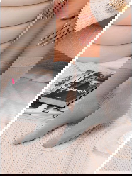 Długie skarpetki w prążek... 2