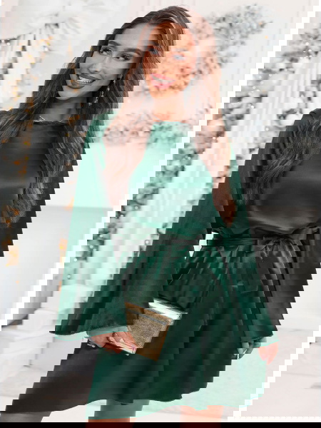 Atłasowa sukienka na święta...