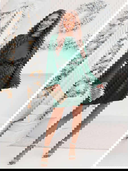 Atłasowa sukienka na święta... 2