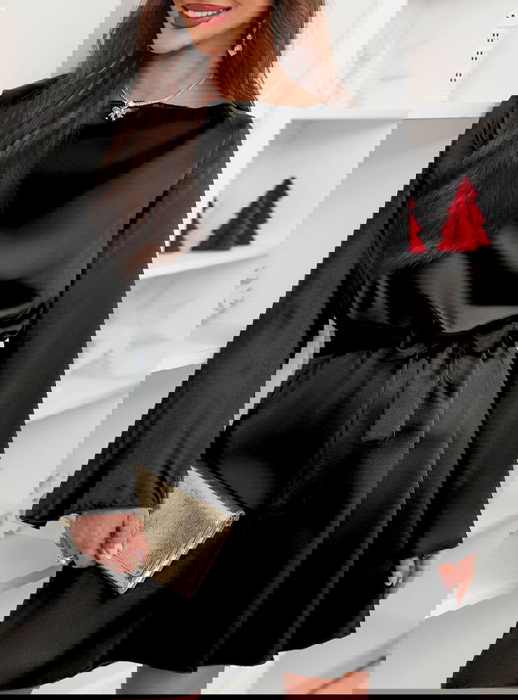 Czarna atłasowa sukienka na święta z...