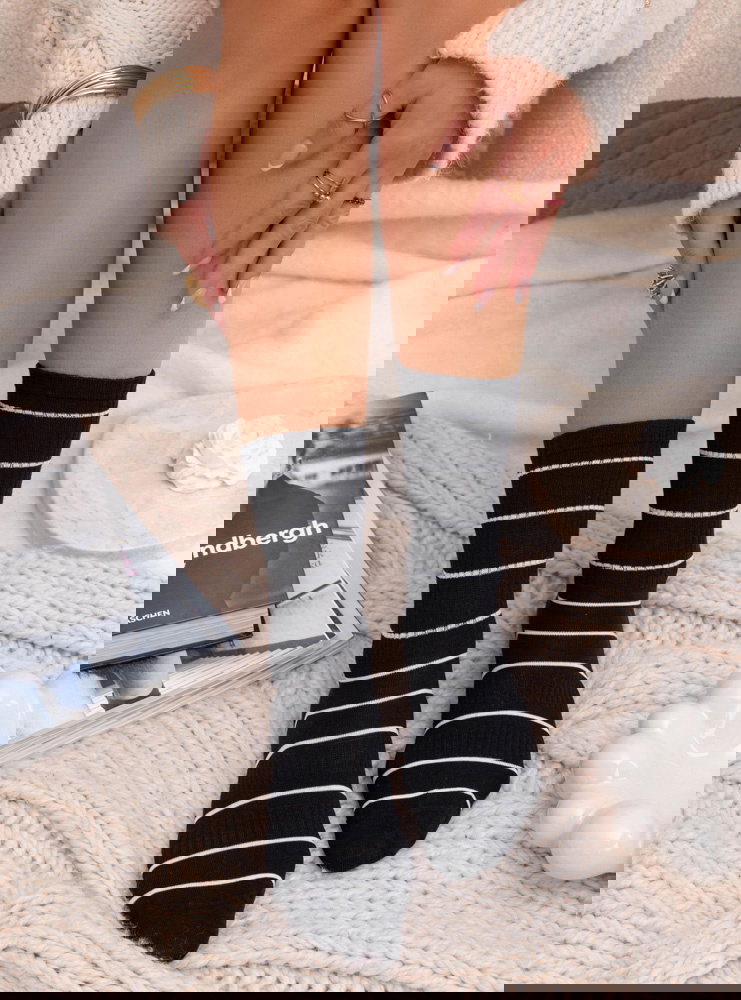 Czarne skarpetki w paski Kennocha