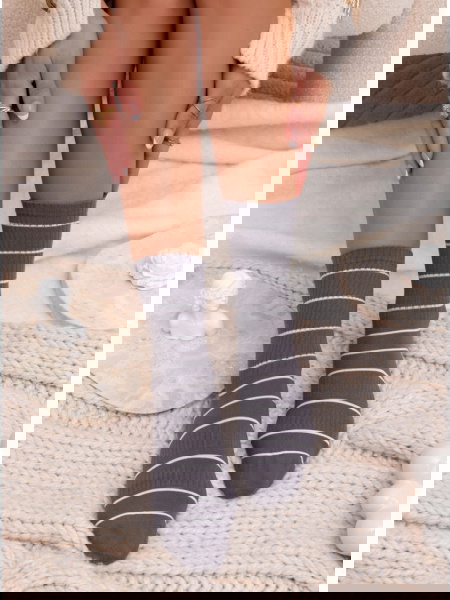 Grafitowe skarpetki w paski... 2