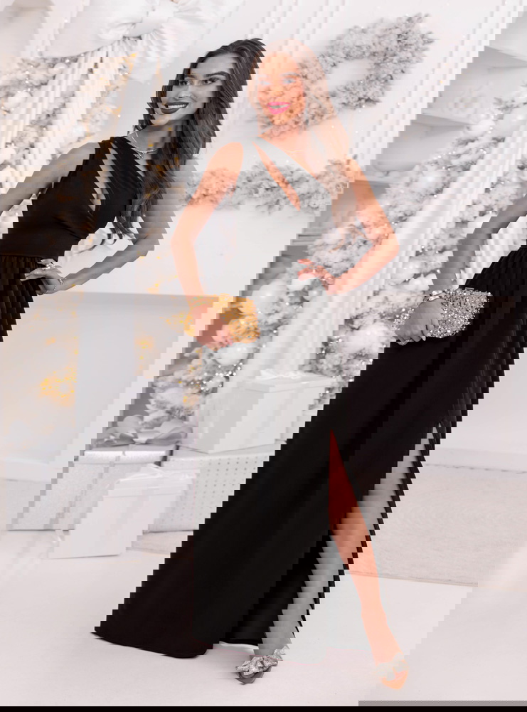 Czarna świąteczna sukienka na jedno...